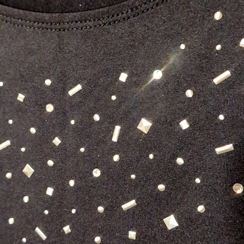 CHICO’S SLEEVELESS TOP - Picture 3 of 6